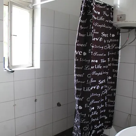 тhe Comfy 2 Хостел